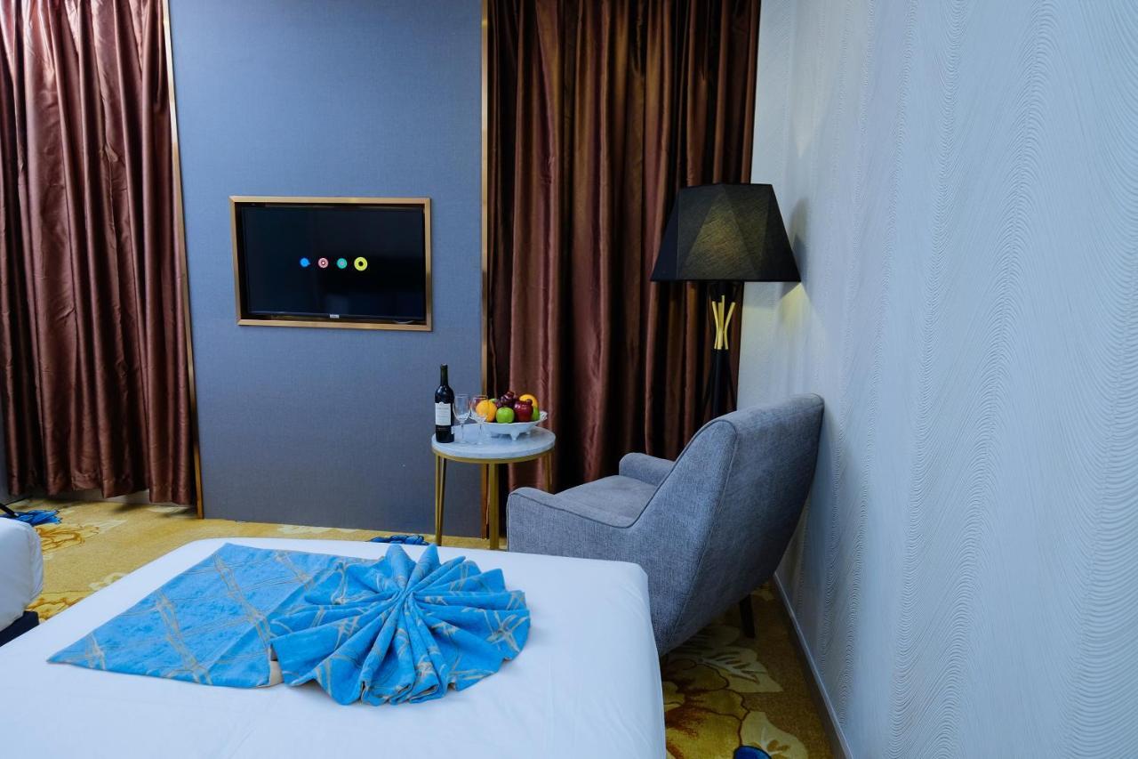 ไดมอนด์ โฮเต็ล Hotel Thu Dau Mot ภายนอก รูปภาพ